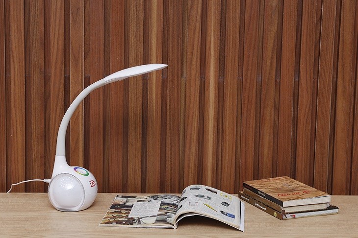 Đèn bàn học Điện Quang ĐQ LDL06 thuộc thương hiệu Điện Quang