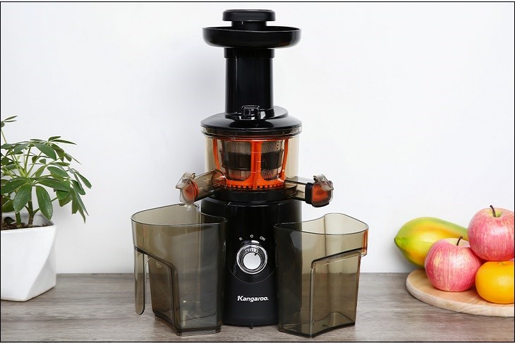 Máy ép chậm Kangaroo KG1B8 có giá 3.000.000 đồng