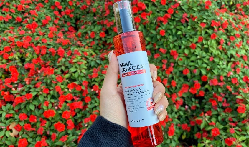 Toner dưỡng ẩm phục hồi da Some By Mi Snail Truecica Miracle Repair chiết xuất Ốc Sên 135 ml