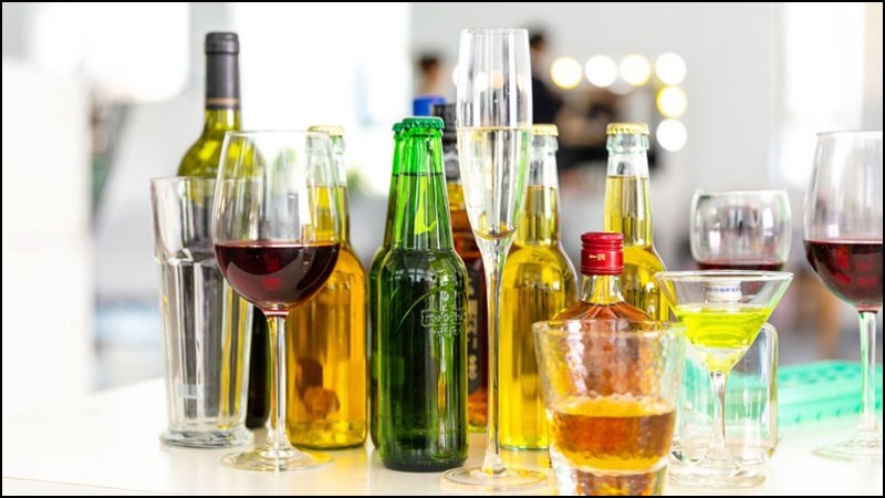 Thức uống được sử dụng trong ngày tết chủ yếu là bia, rượu và các loại nước ngọt