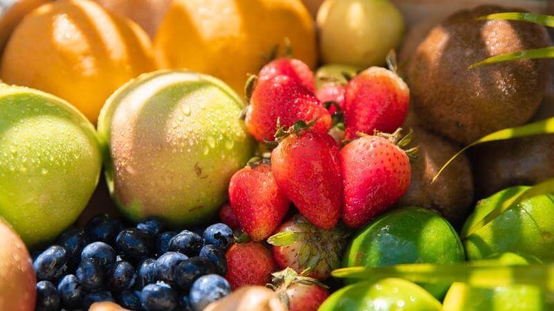 Trái cây cung cấp hàm lượng cao vitamin, giúp tiêu hoá khoẻ mạnh