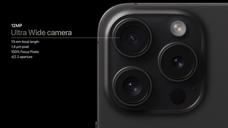 iPhone 15 Pro sở hữu cụm camera chất lượng với ống kính tele zoom 5x