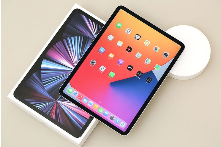 iPad Pro M1 (2021) được hãng tích hợp chip Apple M1 thế hệ đầu tiên