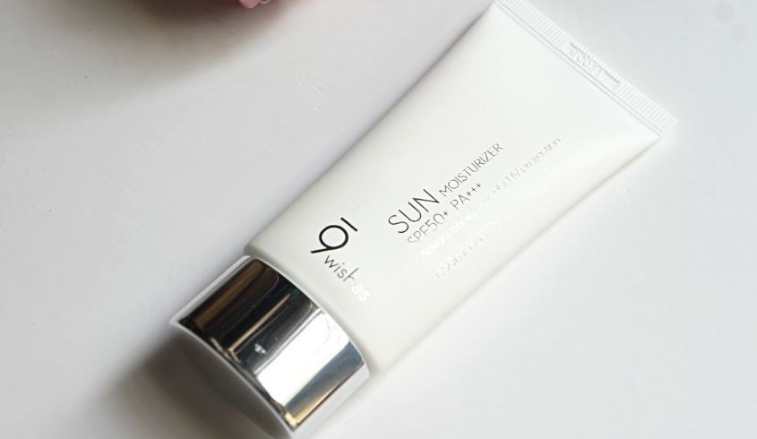 Kem chống nắng chống lão hóa và dưỡng trắng 9 Wishes Sun Moisturizer SPF 50+ PA+++ 50 ml