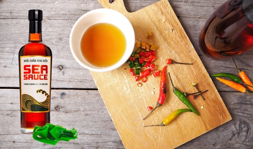 Nước chấm rong biển Sea Sauce Tĩn chai 500ml
