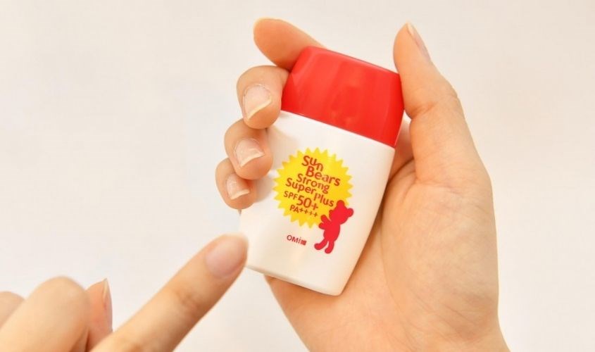 Sữa chống nắng bảo vệ vượt trội Omi Strong Super Plus SPF 50+ PA++++ 30g