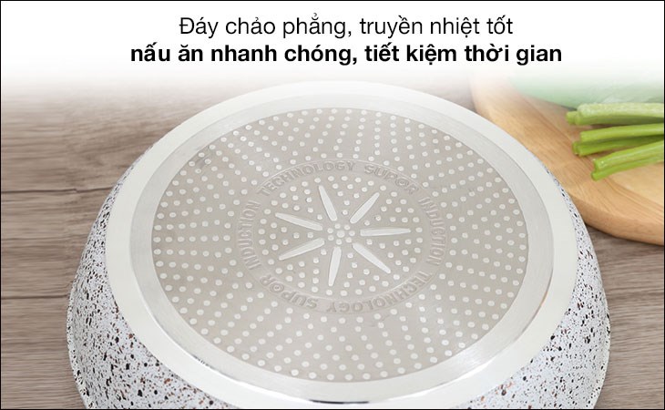 Chảo chống dính Supor là thương hiệu nổi tiếng của Pháp
