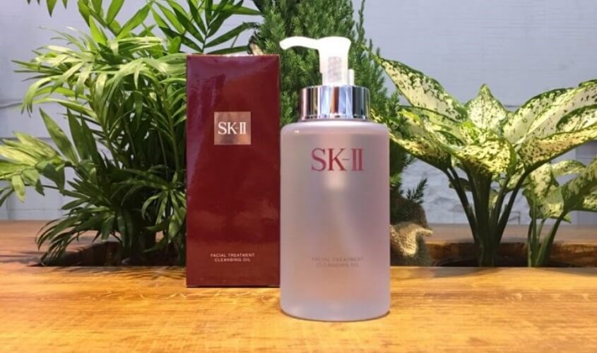 Dầu tẩy trang SK II có chất lượng đi đôi với giá tiền