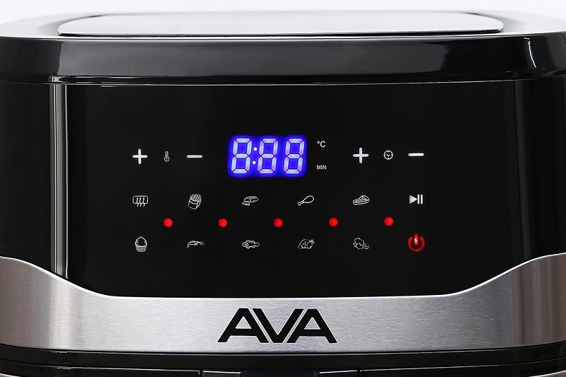 Nồi chiên không dầu AVA KDF-593D 7.5 lít được trang bị bảng điều khiển cảm ứng, giúp dễ dàng theo dõi và tùy chỉnh nhiệt độ