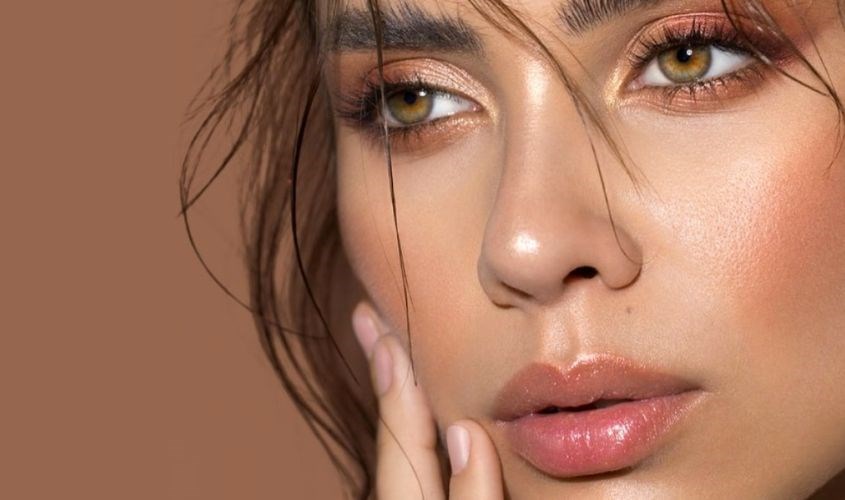 Mang đến lớp nền đẹp và mượt ngay khi trang điểm