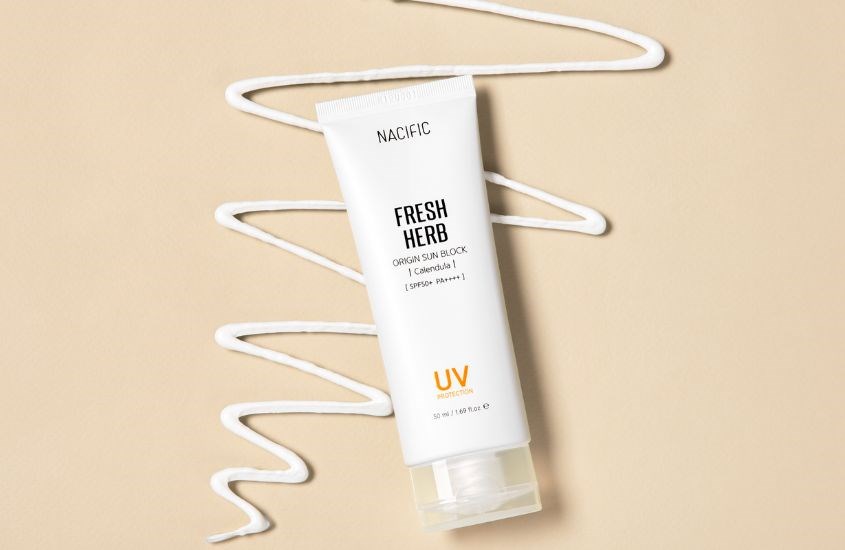 Kem chống nắng làm dịu và phục hồi da Nacific Fresh Herb SPF 50+ PA++++