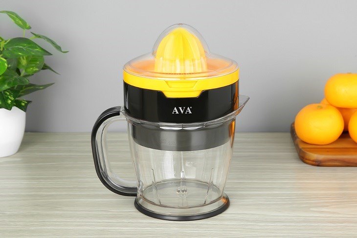 Máy vắt cam AVA 40W D-8025A sở hữu thiết kế gọn nhẹ, tiện lợi cho người dùng