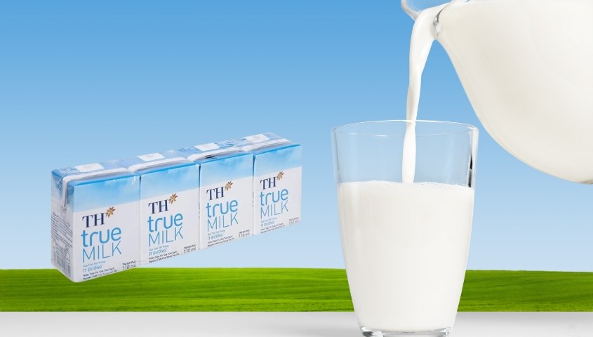 Lốc 4 hộp sữa tươi TH true MILK ít đường 110 ml