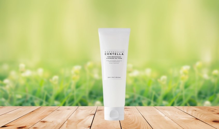 Gel rửa mặt dưỡng sáng da Skin1004 Madagascar Centella Tone Brightening Cleansing Gel Foam 125 ml