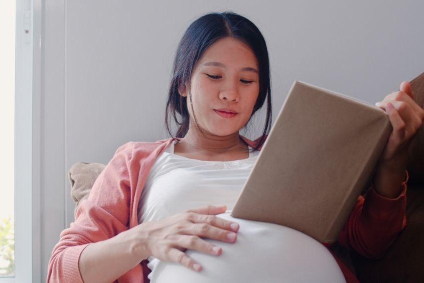 Thai IVF có sinh thường được không? Khi nào cần sinh mổ