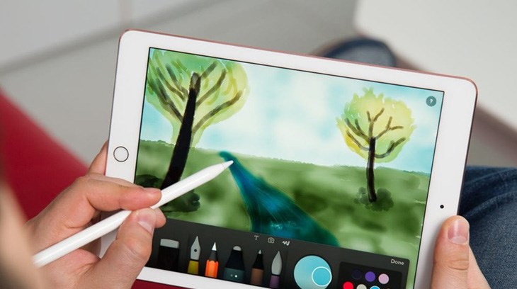 iPad 2018 là dòng iPad tiêu chuẩn có đi kèm Apple Pencil
