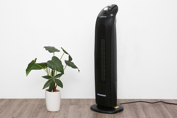 Quạt sưởi gốm Sunhouse SHD7071 có công suất 2000W, cho khả năng làm ấm nhanh
