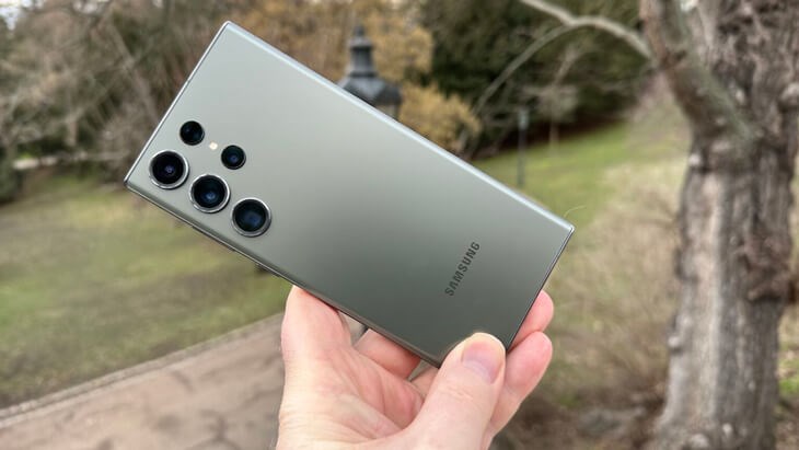 Samsung Galaxy S23 Ultra sở hữu viên pin dung lượng khủng 5000mAh và sạc nhanh 45W