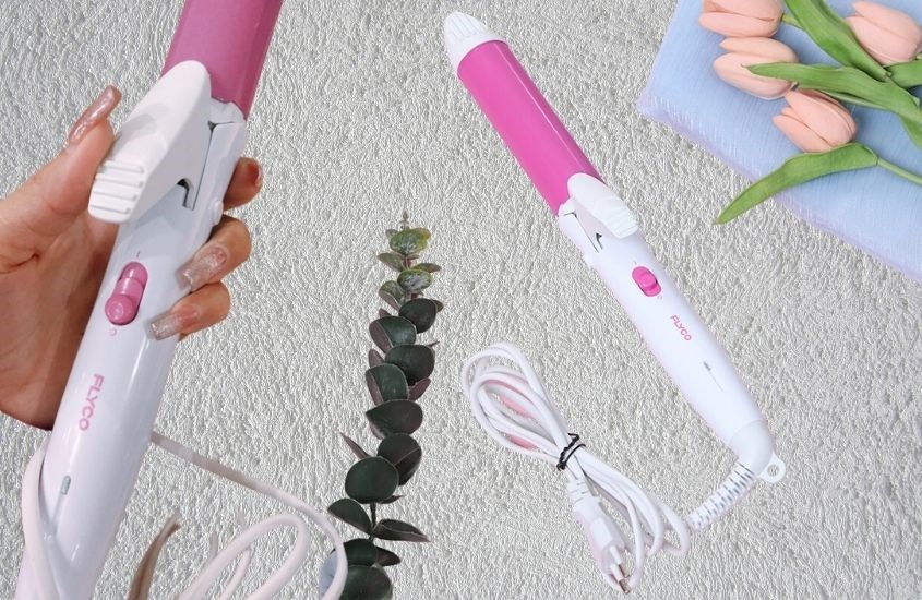 Máy có thiết kế phần đầu và tay cầm cách nhiệt hai lớp giúp tránh bị bỏng