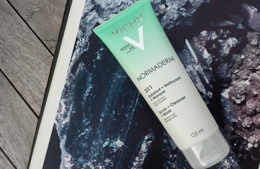 Sữa rửa mặt ngừa mụn và se nhỏ lỗ chân lông Vichy Normaderm Anti-Imperfection 125ml