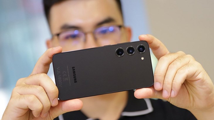 Điện thoại Galaxy S23 có camera chính đạt 50 MP, cho chất lượng ảnh chụp đẹp mắt