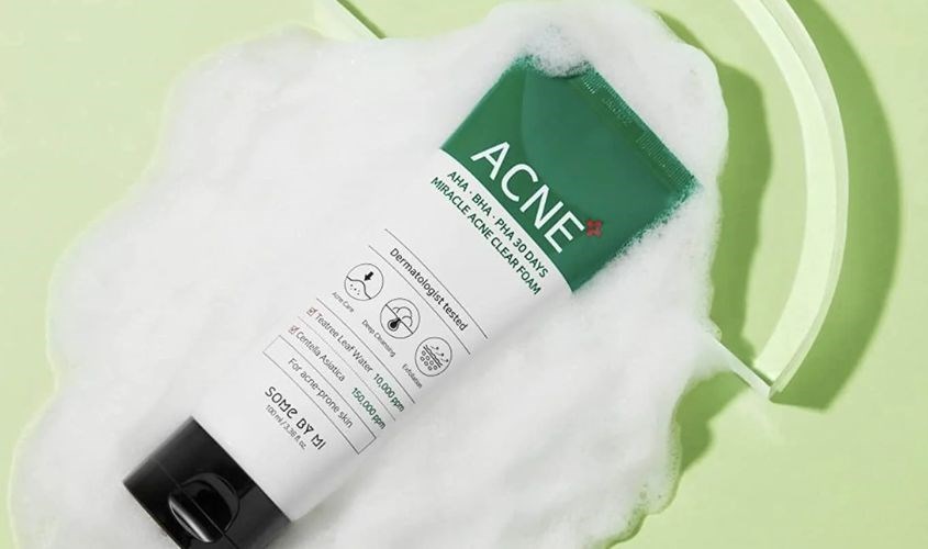 Sữa rửa mặt làm dịu da mụn Some By Mi AHA-BHA-PHA 30 Days Miracle 100 ml 