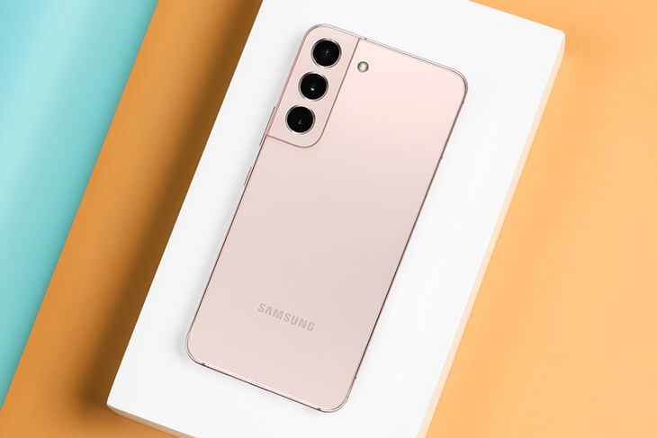 Điện thoại Samsung Galaxy S22 5G 128GB được bán tại Điện máy XANH với giá 21.99 triệu đồng (cập nhật tháng 02/2023, có thể thay đổi theo thời gian)