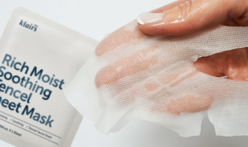 Mặt nạ giấy cấp ẩm, làm dịu da Klairs Rich Moist Soothing 25 ml 
