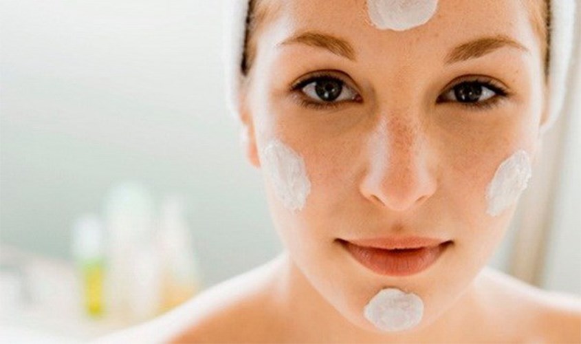 Có thể bôi kem lên những vùng da bị tổn thương bất cứ lúc nào cảm thấy cần thiết