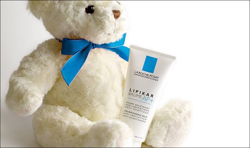 Kết cấu của kem dưỡng khá đặc 