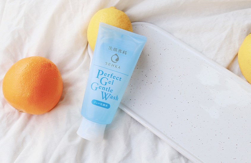 Gel rửa mặt dịu nhẹ cho da khô và da nhạy cảm Senka Perfect Gel Gentle Wash 100g