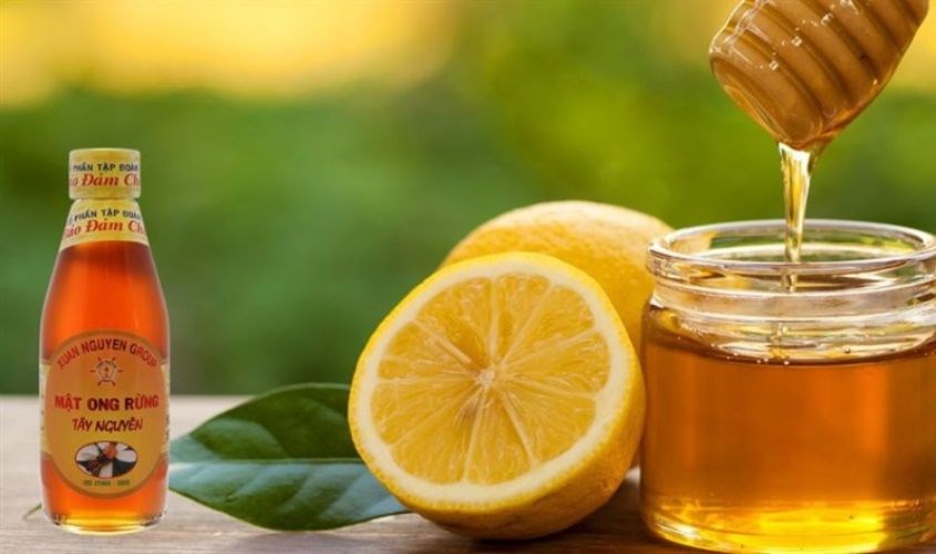 Mật ong rừng Tây Nguyên Xuân Nguyên chai 200 ml