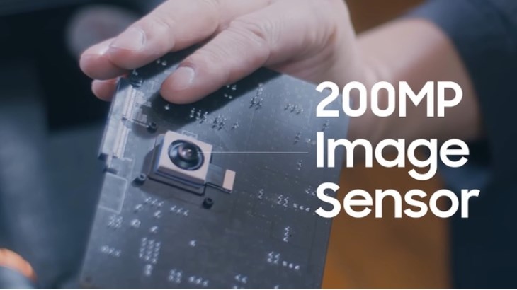 Flagship mới của Samsung sở hữu camera sau lên đến 200 MP cho chất lượng hình ảnh cực kỳ sắc nét