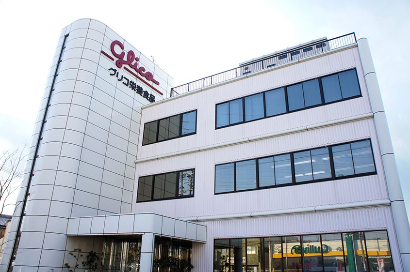 Sữa Glico hay Icreo được sản xuất bởi tập đoàn Ezaki Glico, Nhật Bản