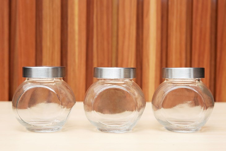 Bộ 3 hũ đựng gia vị thủy tinh 200 ml BHX SE-53067 có kiểu dáng nhỏ gọn, tiện bảo quản