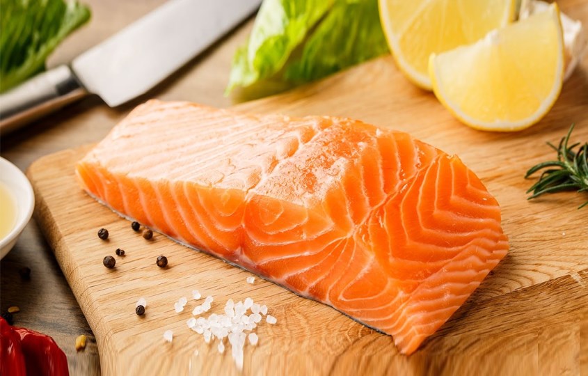 Cá hồi giàu dinh dưỡng và vitamin B