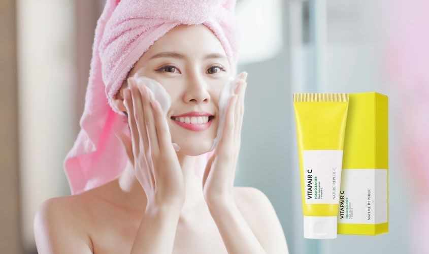 Sữa rửa mặt chiết xuất Chanh Nature Republic Vitapair C 150 ml