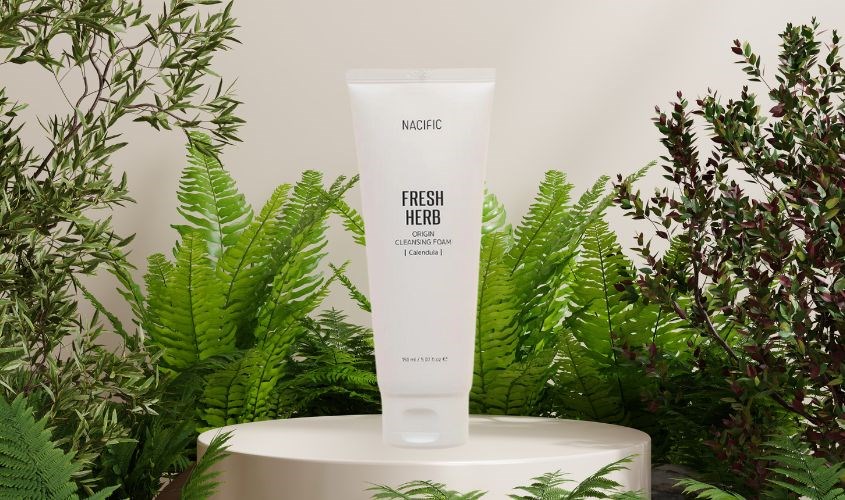 Sữa rửa mặt chiết xuất Hoa Cúc và Keo Ong Nacific Fresh Herb Origin 150 ml