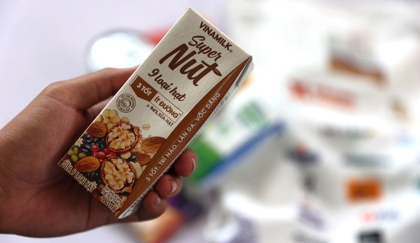 Lốc 4 hộp sữa hạt Vinamilk Super Nut 180 ml (từ 4 tuổi)