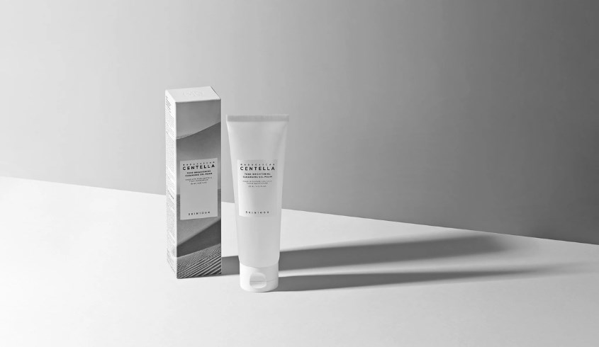 Gel rửa mặt dưỡng sáng da Skin1004 Madagascar Centella Tone Brightening Cleansing Gel Foam 125 ml