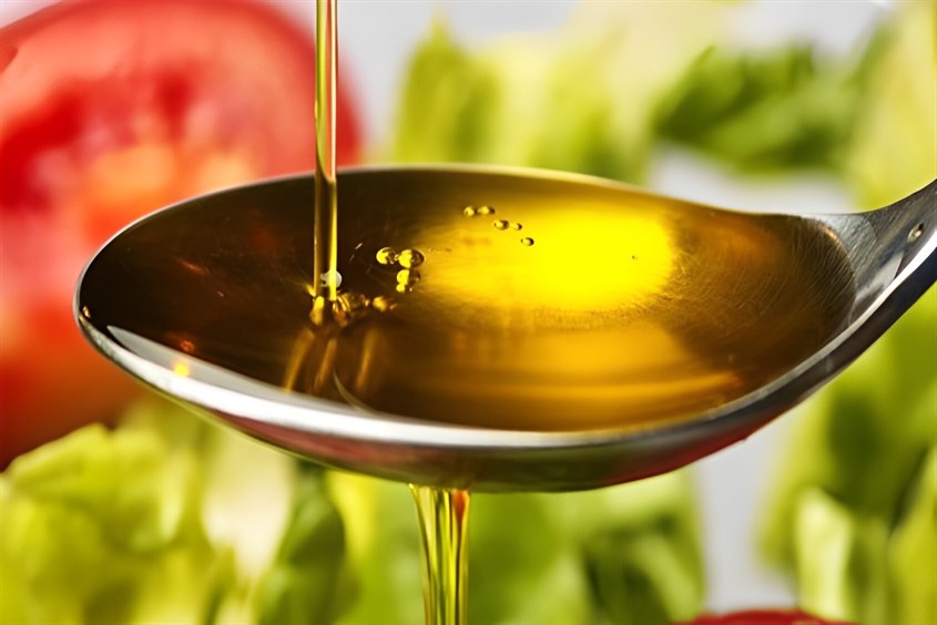 Dầu ăn là một cách hỗ trợ lấy dằm cho bé