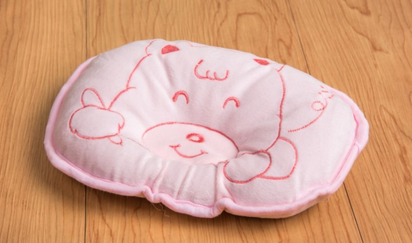 Gối lõm đầu không có lợi ích gì đối với việc chống đầu bé bị biến dạng