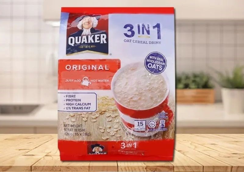 Dùng yến mạch nguyên chất cán vỡ vị truyền thống Quaker 420g để lmaf ngũ cốc yến mạch