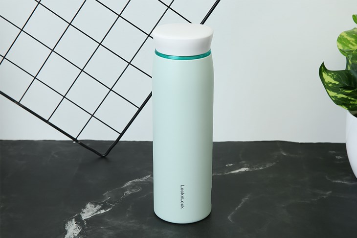 Bình giữ nhiệt inox 460 ml Lock&Lock LHC4244MIT có khả năng giữ nhiệt cao, bảo quản các loại đồ uống thuận tiện trong thời gian dài