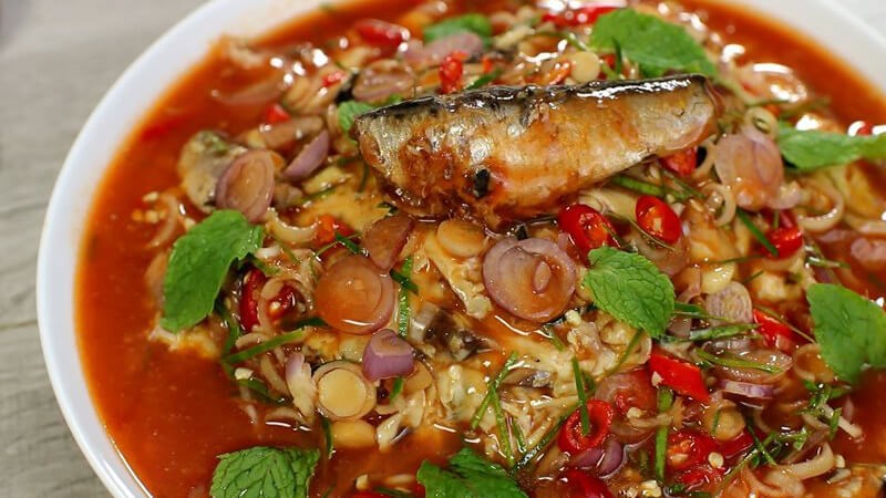 Các thực phẩm được chế biến sẵn có thể chứa hàm lượng muối cao, làm tăng nguy cơ mắc các bệnh mạn tính liên quan đến cường lách