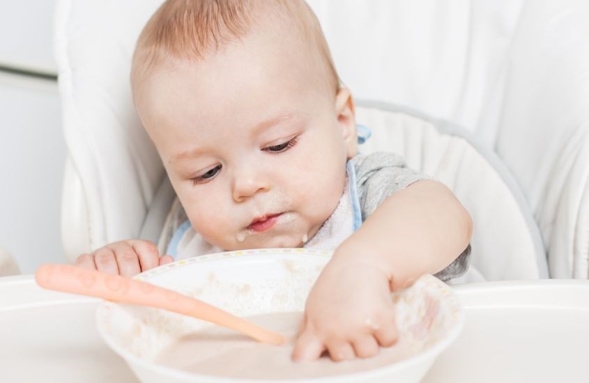 Một số lưu ý khi sử dụng yến mạch cho bé ăn dặm