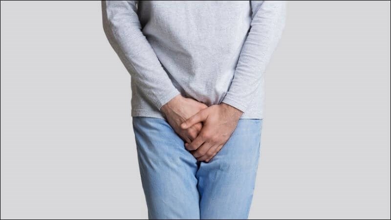 Viêm tinh hoàn cũng được điều trị bằng kháng sinh, kháng viêm và một số biện pháp ngoại khoa trong trường hợp cần thiết Viêm tinh hoàn có thể được điều trị bằng thuốc kháng sinh, kháng viêm