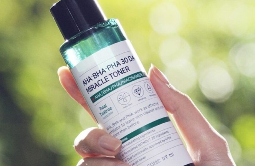 Chỉ sử dụng một lượng toner vừa đủ lên da