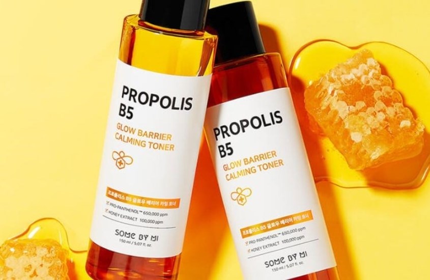Toner dưỡng ẩm phục hồi da Some By Mi Propolis B5 Glow Barrier Calming 150 ml