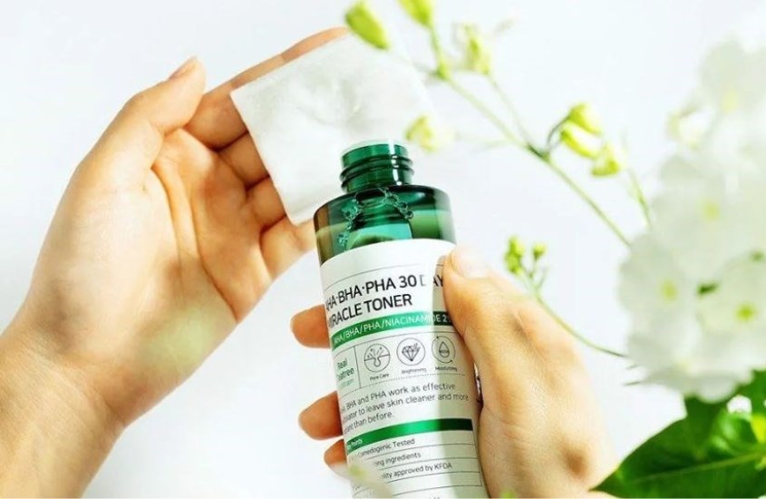 Toner Some By Mi có hương liệu và giá thành khá cao